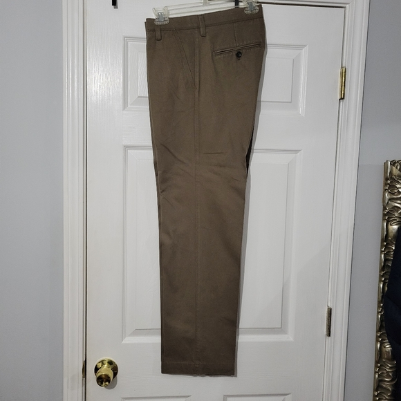 Haggar Co. Life|Brown|Size 30X 32|Straight Leg - Picture 4 of 11
